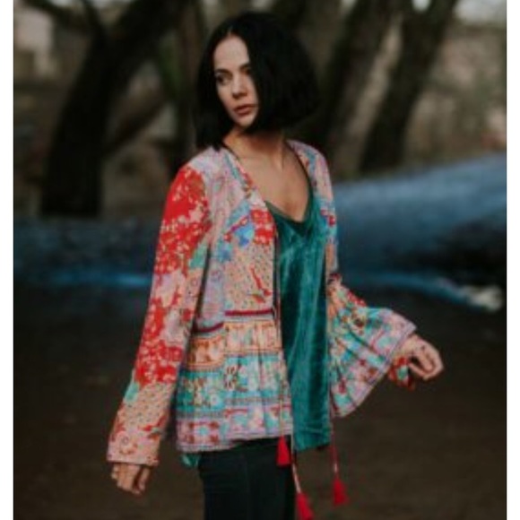 NWT Boho Lotus Floral Top Jacket Wrap Tassel Ties - Picture 2 of 7